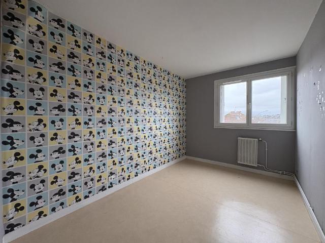 Location Appartement Avenue du Président Auriol, Charleville Mézières
