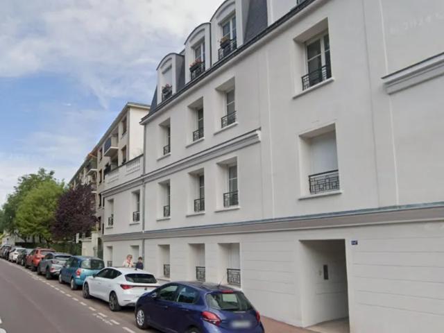 Location Appartement Avenue du Président Franklin Roosevelt / Avenue Victor Hugo, Bourg la Reine