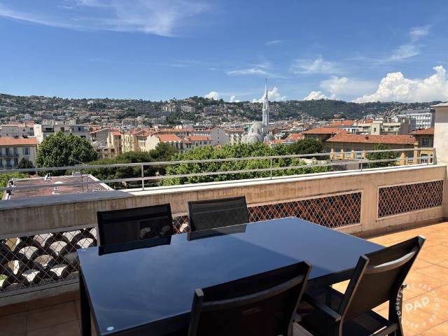 Location Appartement Avenue du Roi Robert, Nice