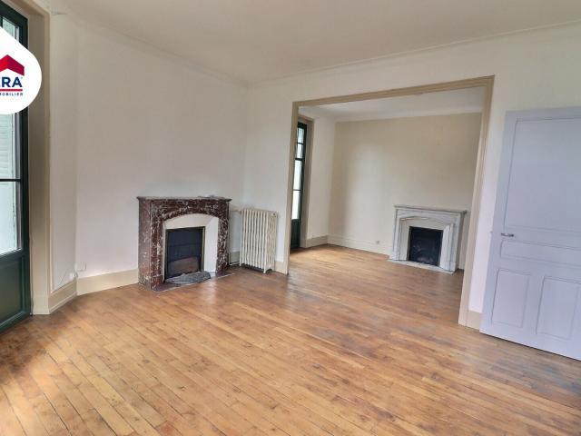 Location Appartement Avenue Émile Bouyssou, Figeac