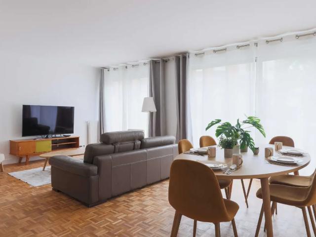 Location Appartement Avenue Émile Zola, Paris
