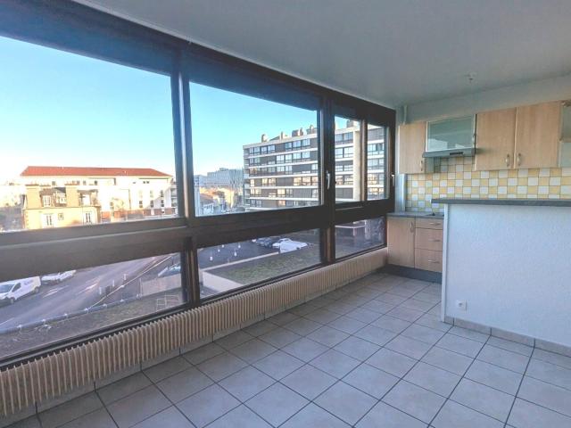 Location Appartement Avenue Édouard Michelin, Clermont Ferrand