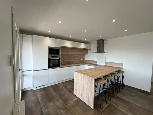 Location Appartement Avenue Élie Vignal, Caluire et Cuire