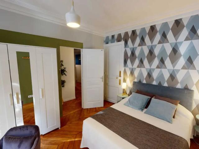 Location Appartement Avenue Élisée Reclus, Paris
