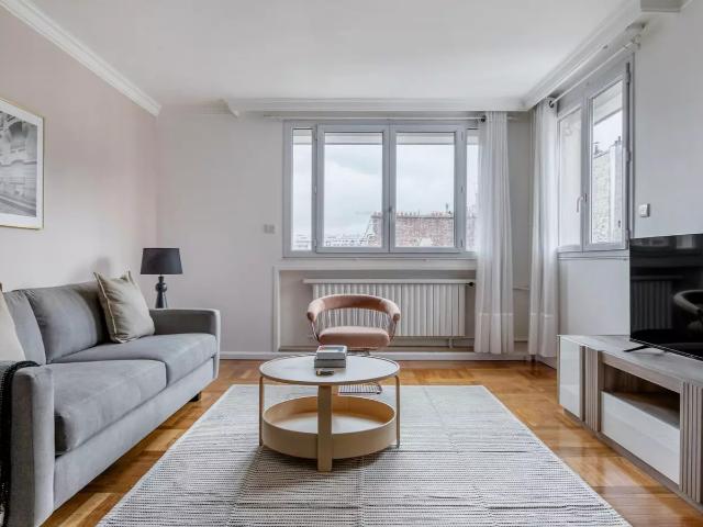 Location Appartement Avenue Félix Faure, Paris