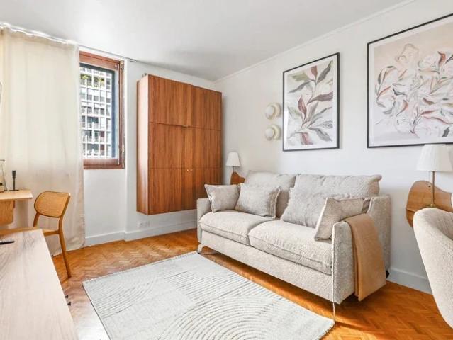 Location Appartement Avenue Félix Faure, Paris