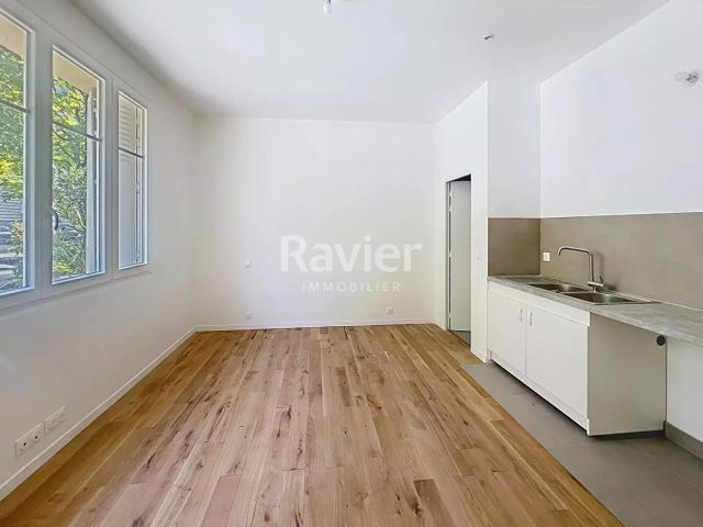 Location Appartement Avenue Hoche, Paris