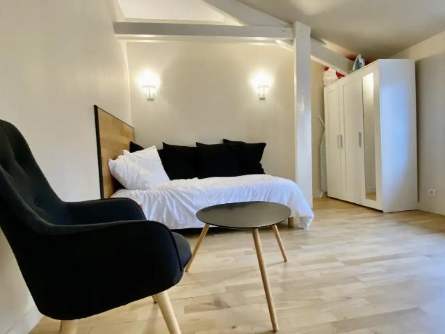 Location Appartement Avenue Henri Barbusse, Colombes