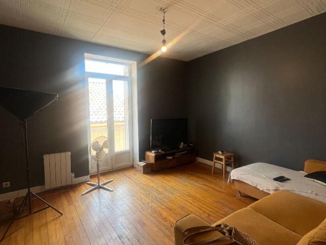 Location Appartement Avenue Joseph Combier, Livron sur Drôme