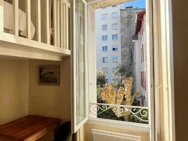 Location Appartement Avenue Jaulerry, Biarritz