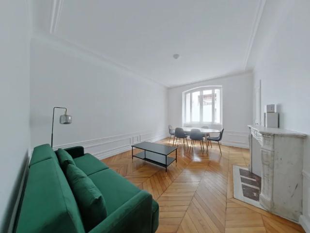 Location Appartement Avenue Jean Baptiste Clément, Clamart
