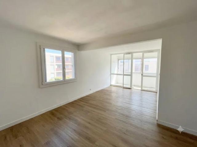 Location Appartement Avenue Jean Boccace, Avignon