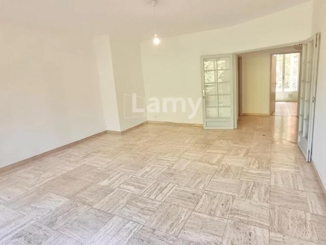 Location Appartement Avenue Jean et Marcel Fontenaille, Aix en Provence