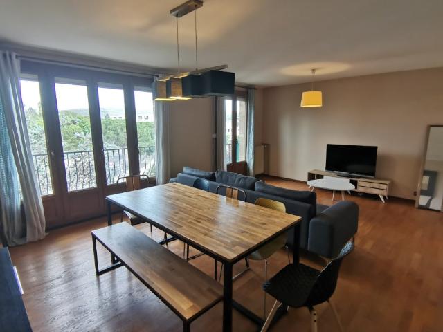 Location Appartement Avenue Jean Giono, Aix en Provence