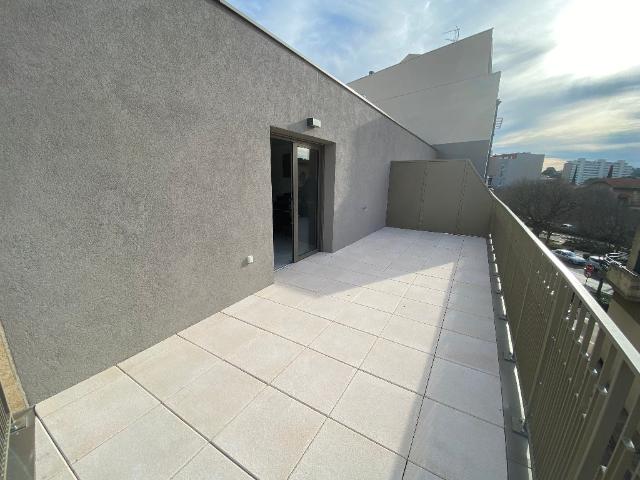 Location Appartement Avenue Jean Jaurès, Nîmes