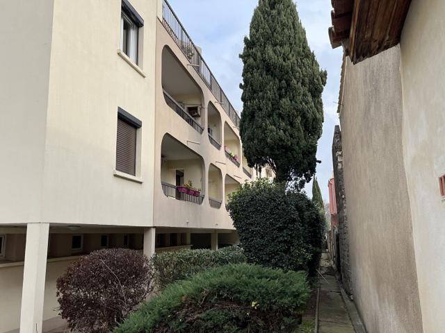 Location Appartement Avenue Jean Jaurès, Nîmes