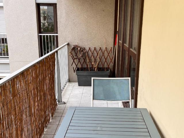 Location Appartement Avenue Jean Lolive, Pantin