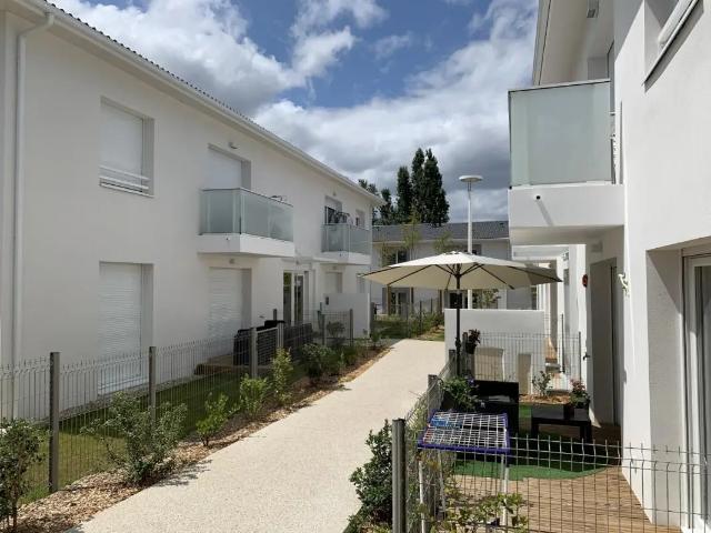 Location Appartement Avenue Jules Ferry, Ambarès et Lagrave