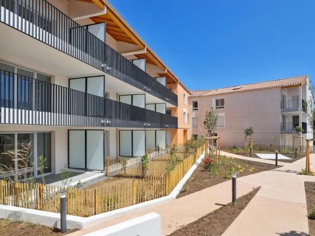 Location Appartement Avenue Louis Aragon, Cogolin
