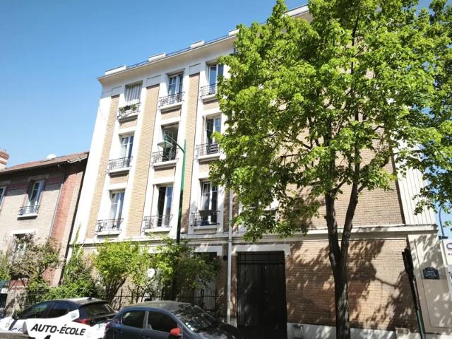 Location Appartement Avenue Louise de Bettignies, Colombes