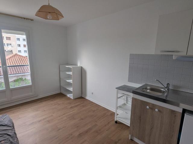 Location Appartement Avenue Léon Blum, Clermont Ferrand