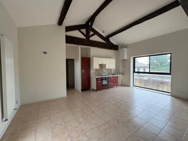 Location Appartement Avenue Léon Foillard, Saint Georges de Reneins