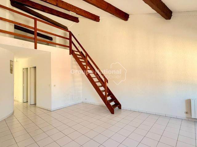 Location Appartement Avenue Lucien Lamouroux, Vidauban