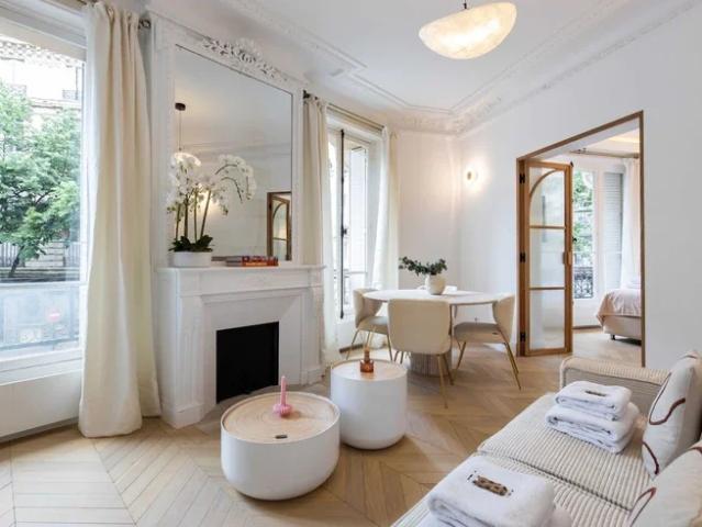 Location Appartement Avenue Mozart, Paris