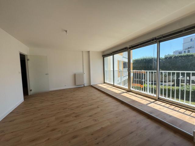 Location Appartement Avenue Monseigneur Mouézy, Rennes