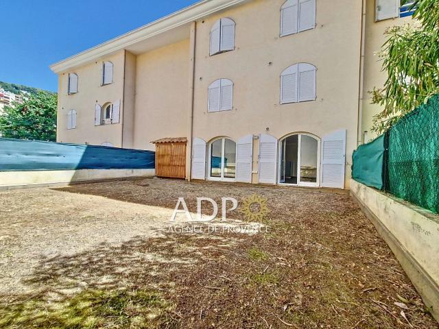 Location Appartement Avenue Mathias Duval, Grasse
