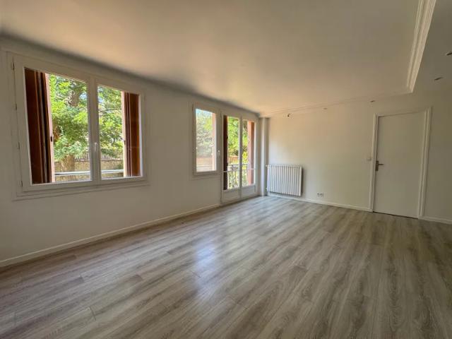 Location Appartement Avenue Maxime Gorki, Champigny sur Marne