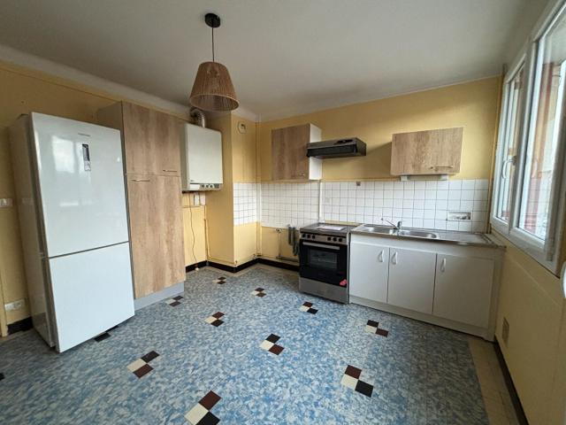 Location Appartement Avenue Marcel Lemoine, Châteauroux