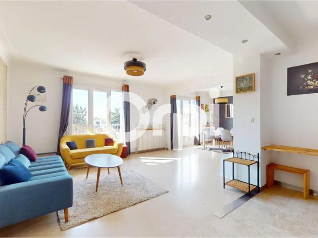 Location Appartement Avenue Maréchal de Lattre de Tassigny, Bron