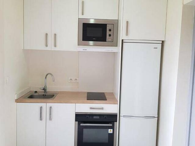 Location Appartement Avenue Maréchal Juin, Saint Laurent de Mure