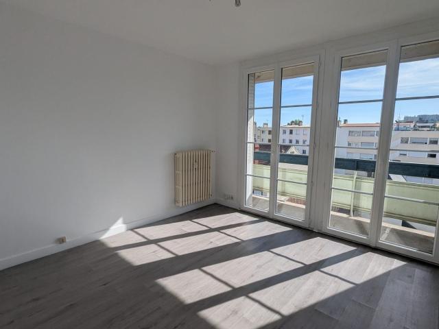 Location Appartement Avenue Marx Dormoy, Clermont Ferrand
