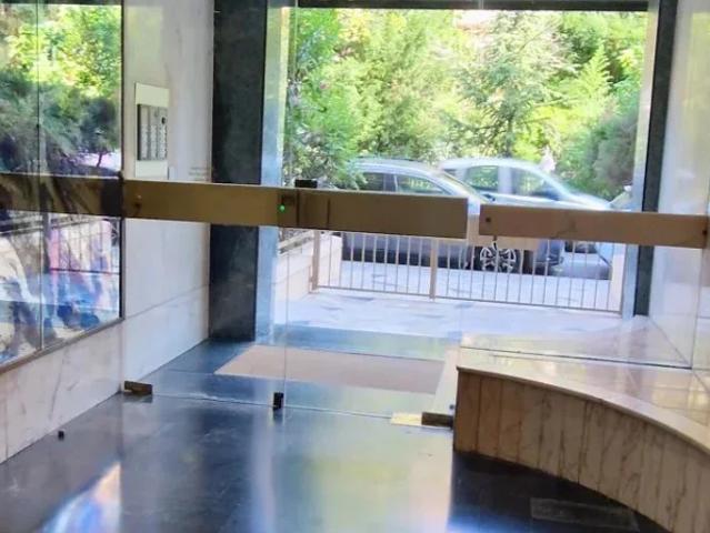 Location Appartement Avenue Mirabeau, Nice