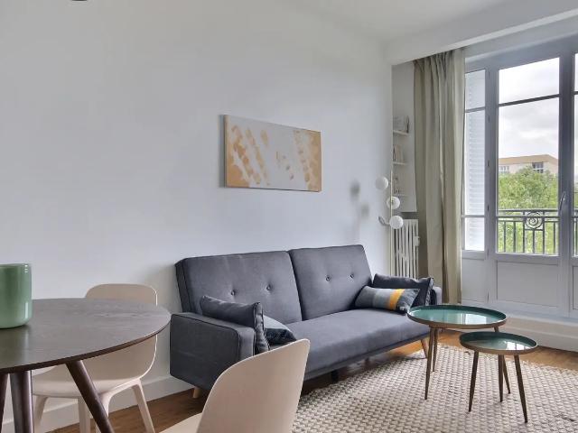Location Appartement Avenue Simón Bolívar, Paris