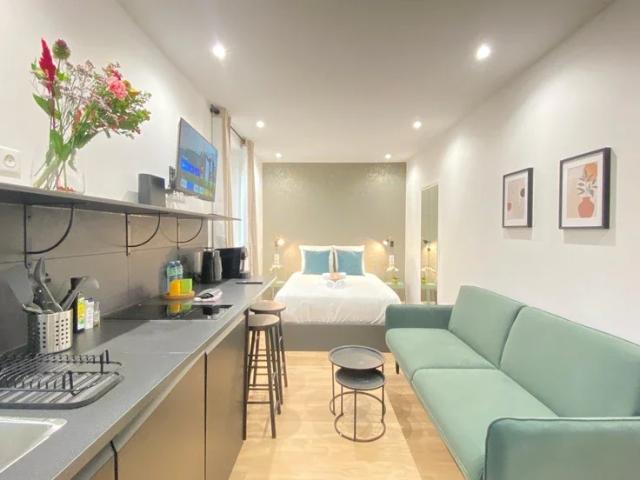 Location Appartement Avenue Stephen Pichon, Paris