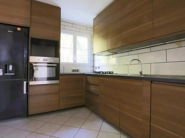 Location Appartement Avenue Paul Vaillant Couturier, Paray Vieille Poste