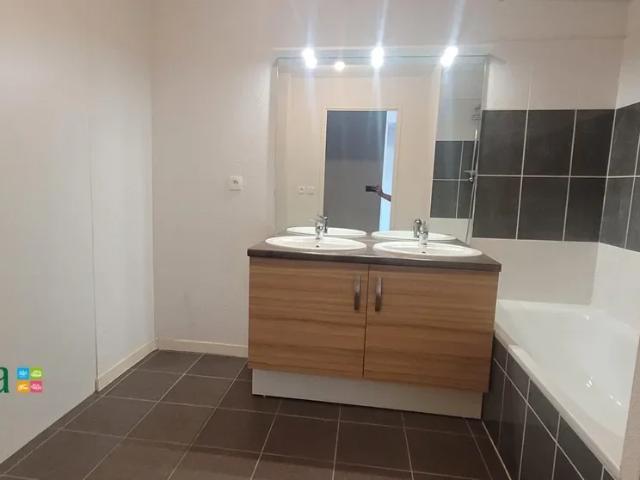 Location Appartement Avenue Pasteur, Le Haillan