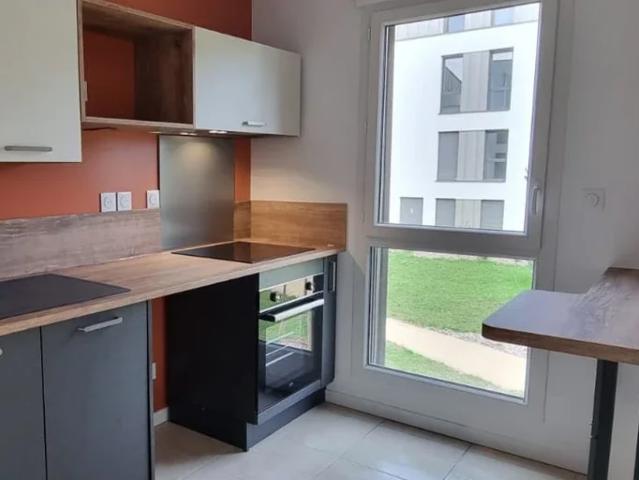 Location Appartement Avenue Pierre Mendes France, Rillieux la Pape