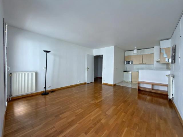 Location Appartement Avenue Puvis de Chavannes, Courbevoie