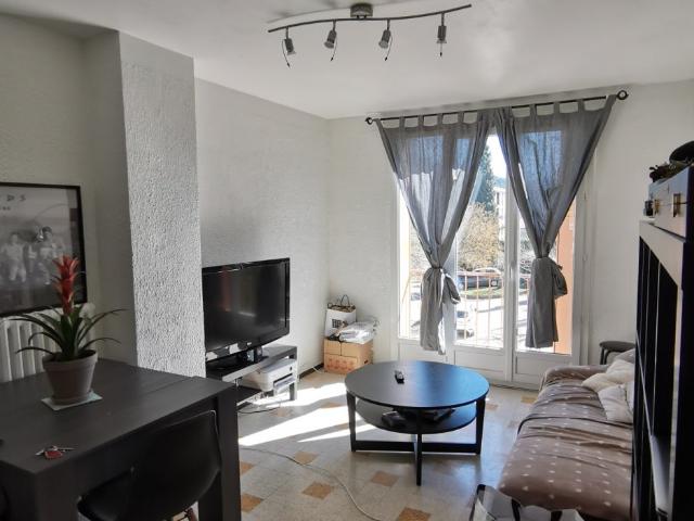 Location Appartement Avenue Robert Schuman, Aix en Provence