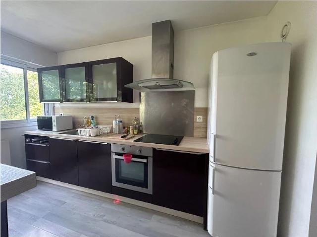 Location Appartement Avenue Robert Schuman, Mons en Barœul