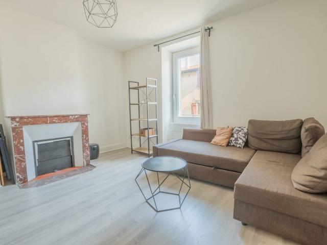 Location Appartement Avenue Roger Coulon, Pont du Château