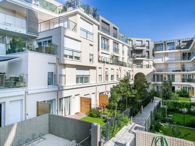 Location Appartement Avenue Roger Salengro, Châtenay Malabry