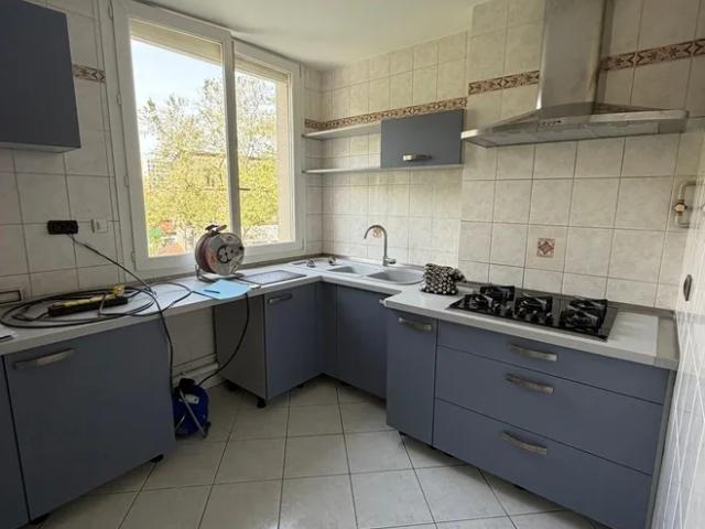Location Appartement Avenue Roger Salengro, Villeurbanne