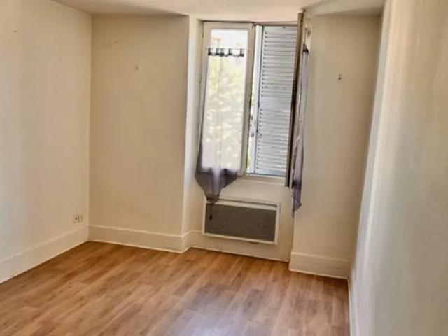 Location Appartement Avenue Raymond Tézier, Voiron