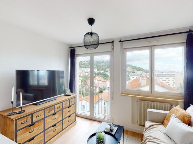 Location Appartement Avenue Raymond Bergougnan, Clermont Ferrand