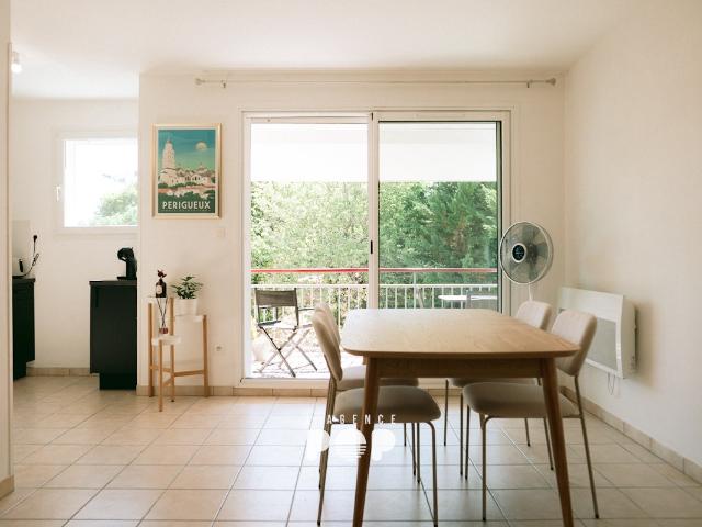 Location Appartement Avenue Winston Churchill, Coulounieix Chamiers